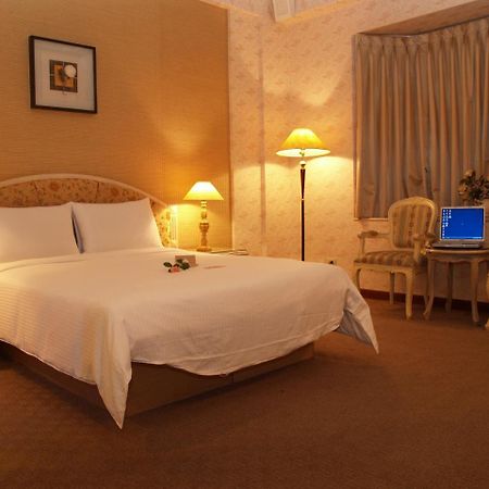 Park Motel Chiayi City Exterior foto