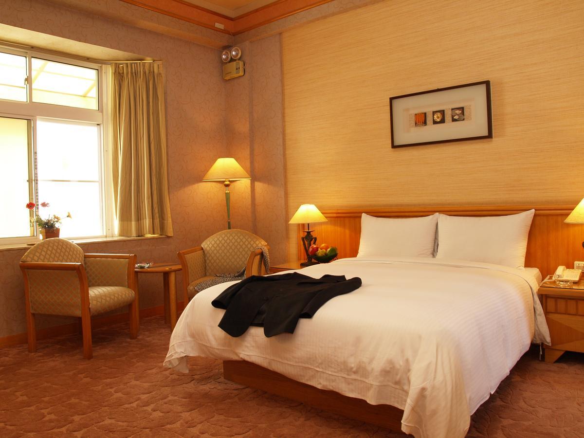 Park Motel Chiayi City Exterior foto