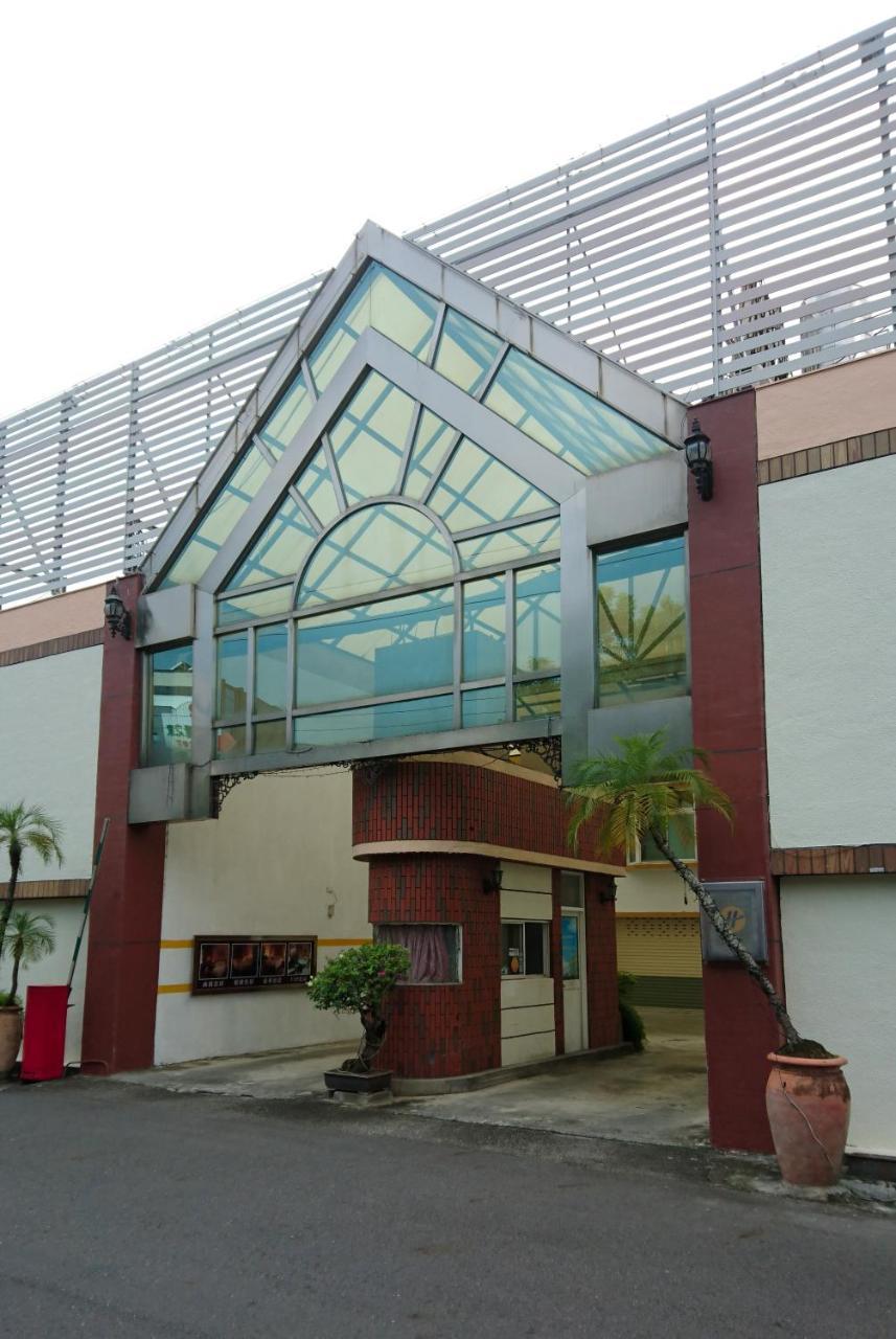 Park Motel Chiayi City Exterior foto