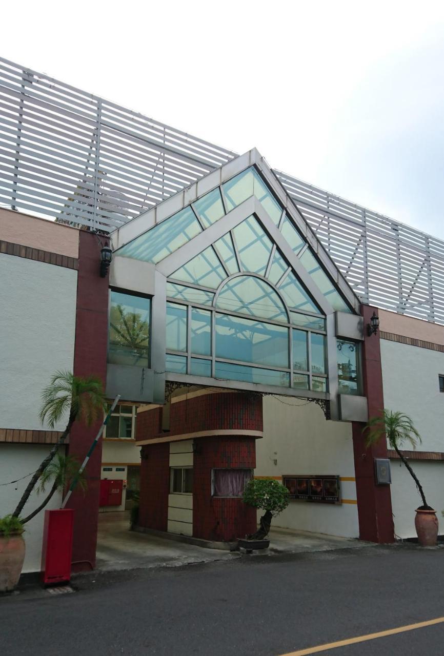 Park Motel Chiayi City Exterior foto